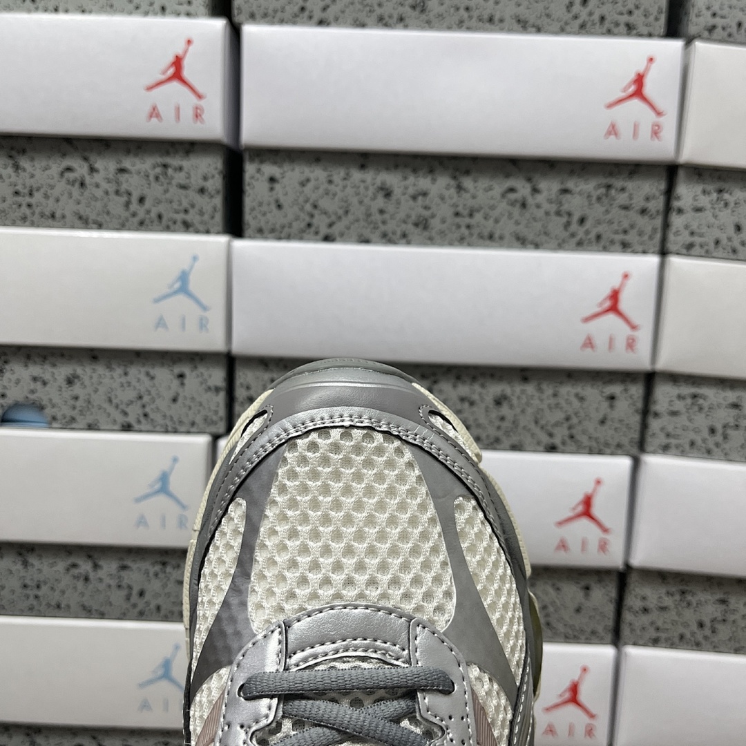 ASICS Gel-Cumulus 16 Cream Clay (Grey) - Image 6