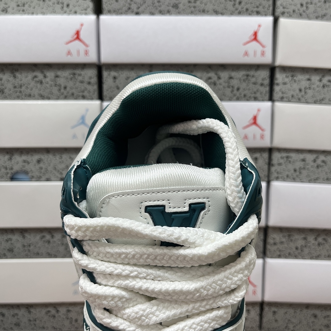 Louis Vuitton Trainer Maxi (White) - Image 6