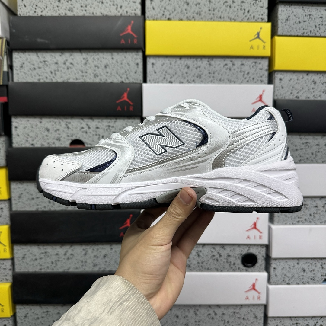 New Balance 530 (White Silver Navy) - Image 6