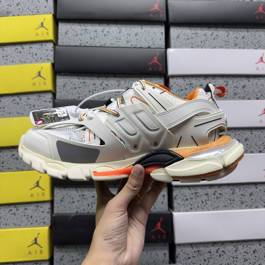 Balenciaga BLCG Track LED 3.0 (Orange) - Image 6