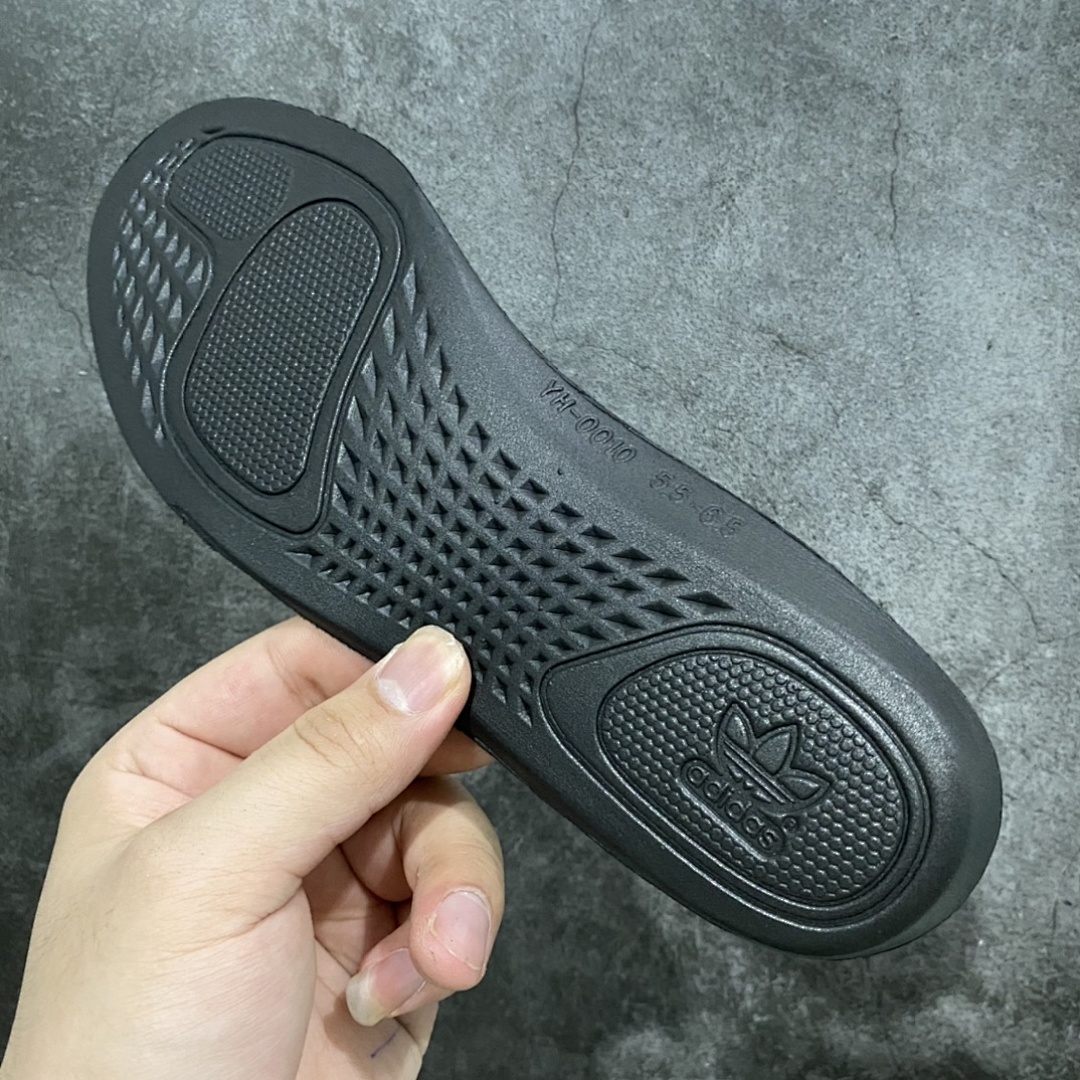 Adidas Yeezy 350 - Image 14
