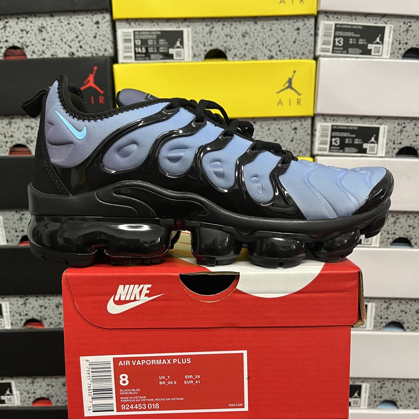 Nike Air VaporMax Plus Aluminum - Image 10