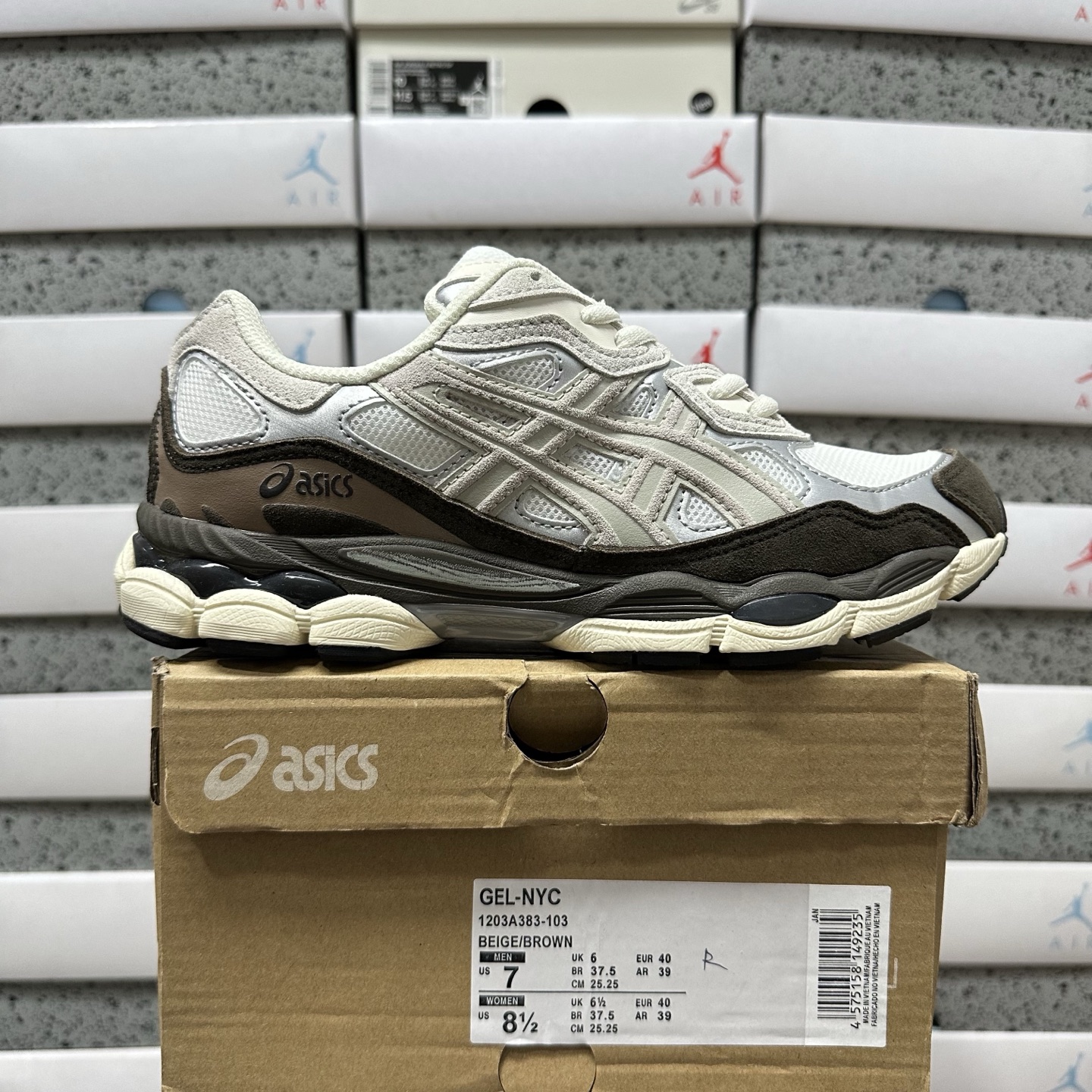 ASICS Gel-NYC Cream 1203A383-103 - Image 11
