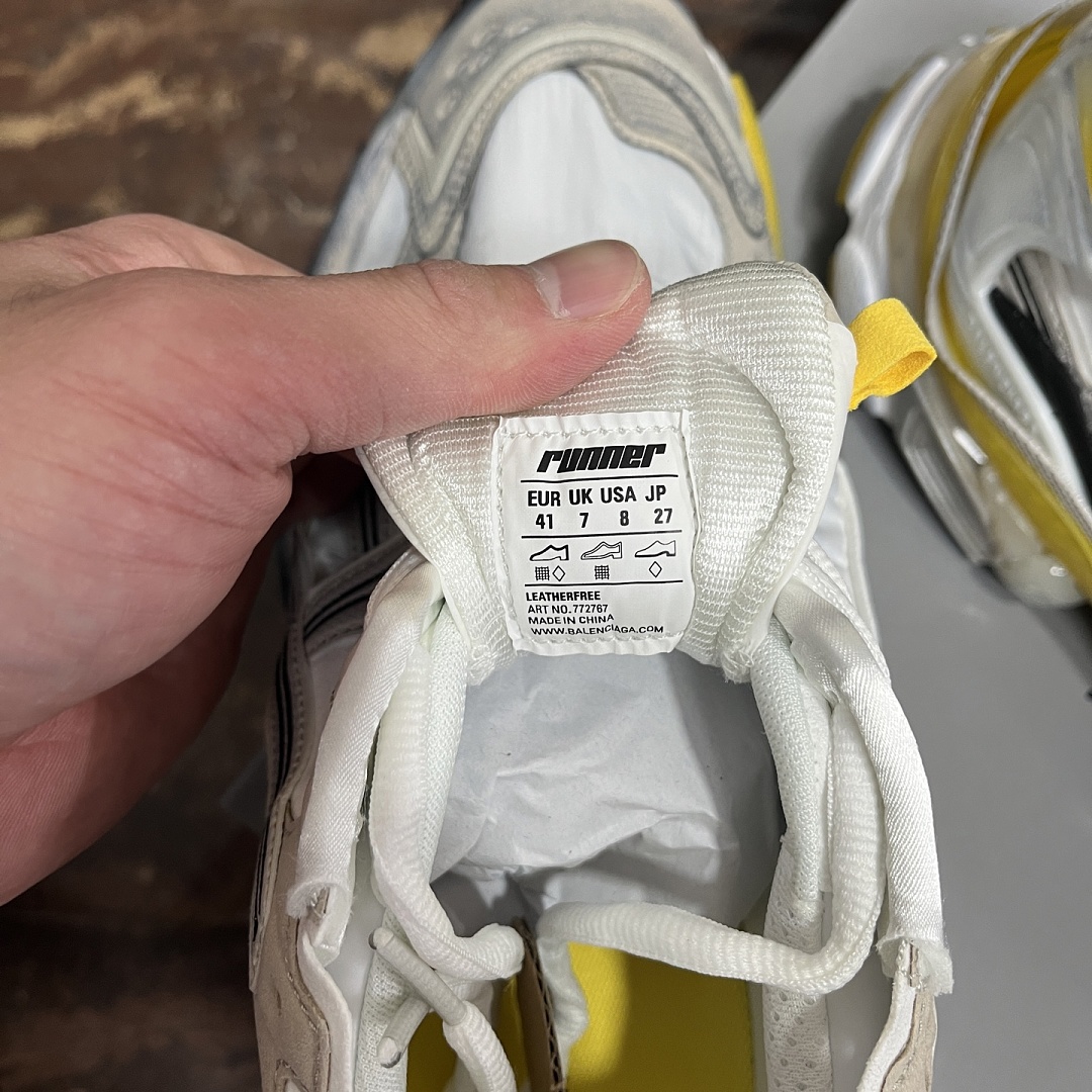 Balenciaga BLCG Runner 7.5 - Image 6
