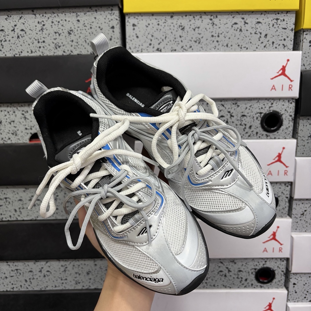 Balenciaga BLCG Radar 25 Gen - Image 3