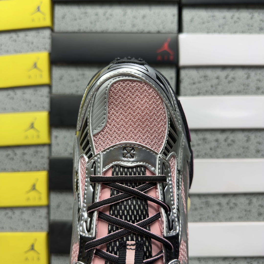 Off-White Be Right Back - Image 7