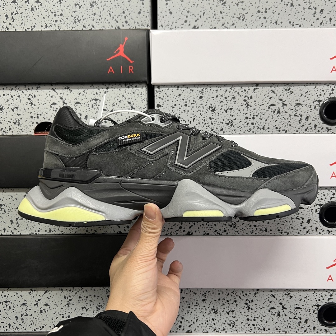 New Balance 9060 - Image 2