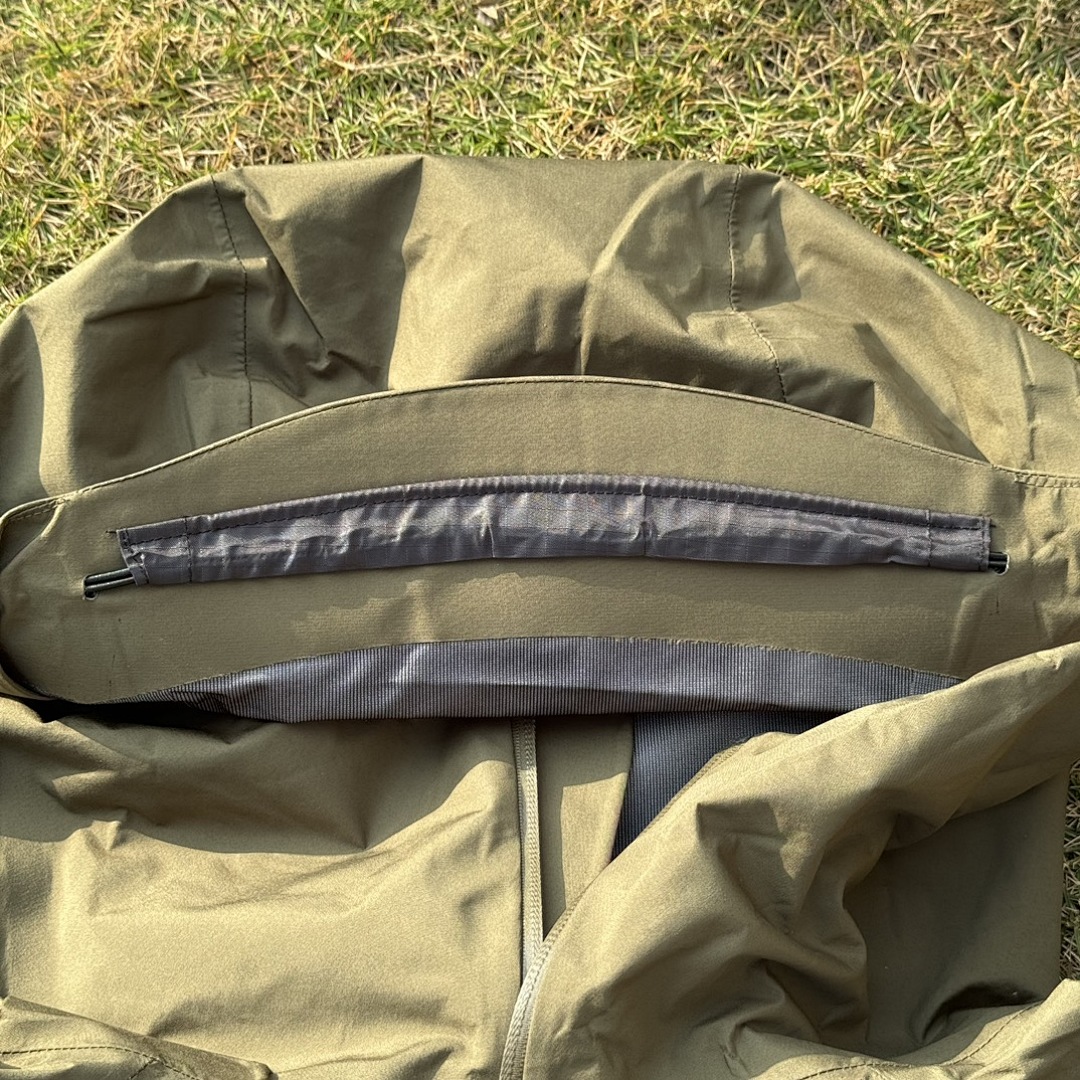 Arc'teryx Beta LT Jacket Tatsu - Image 17