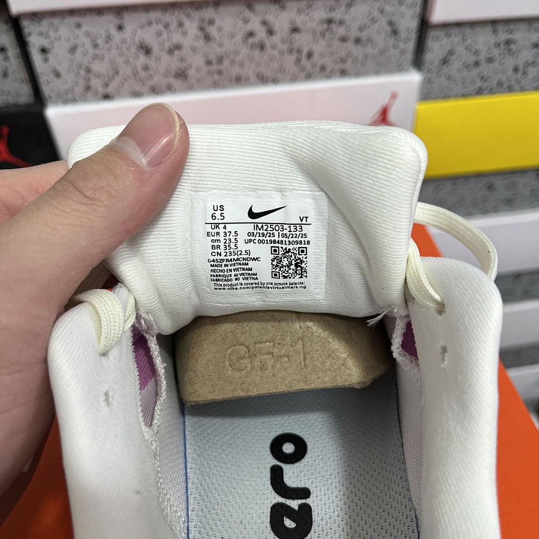 Nike Zoom Vomero - Image 7