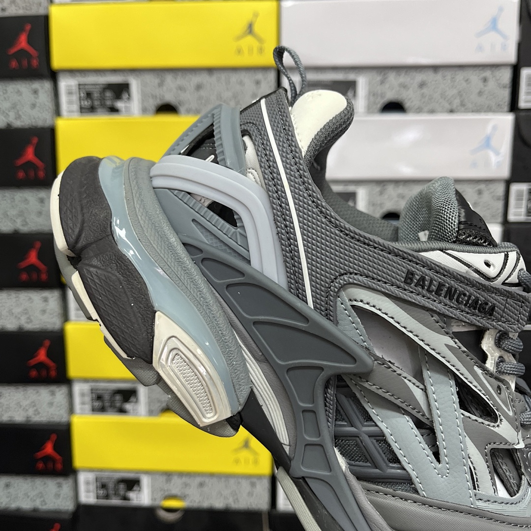 Balenciaga Track 2.0 - Image 83
