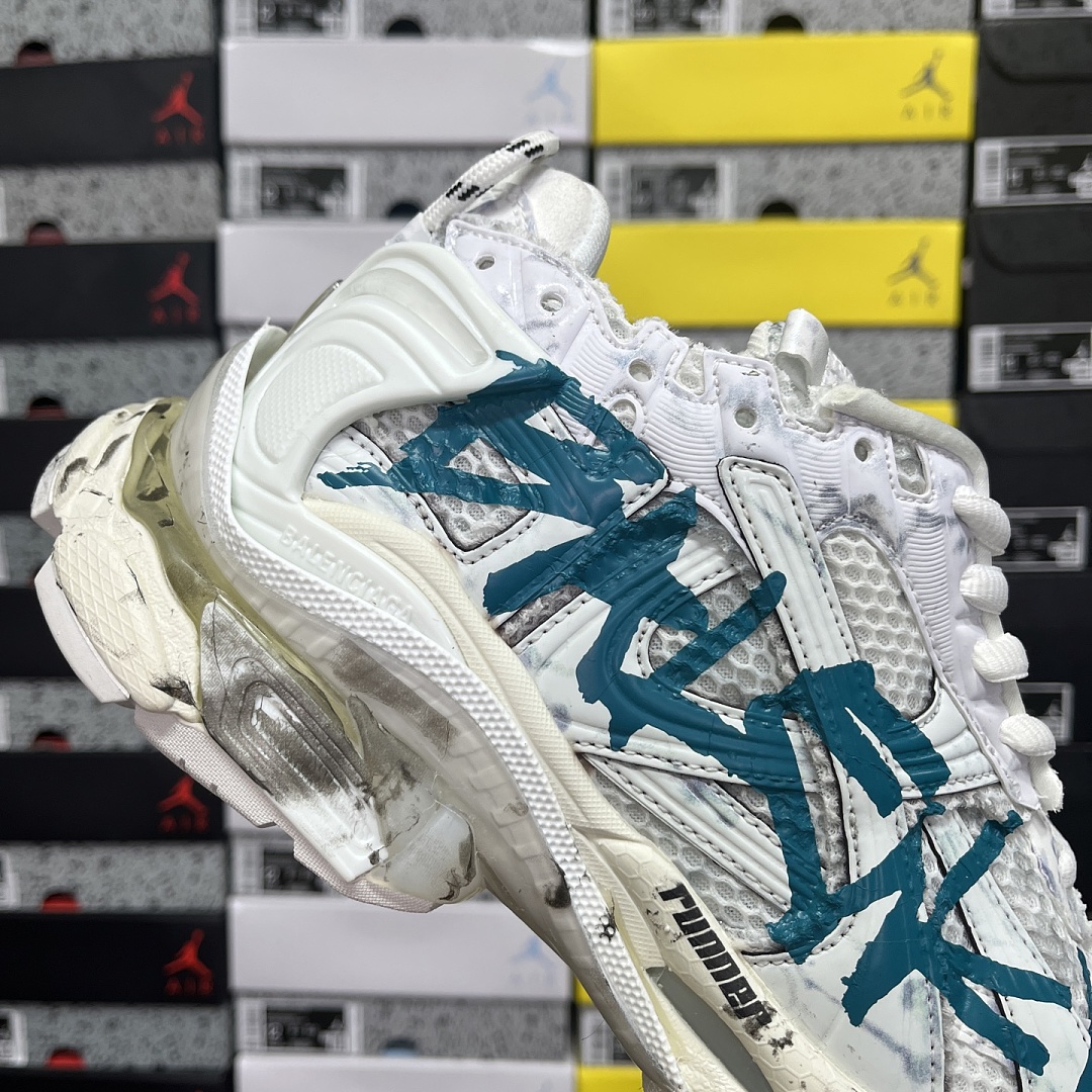 Balenciaga BLCG Runner 7.5 - Image 2