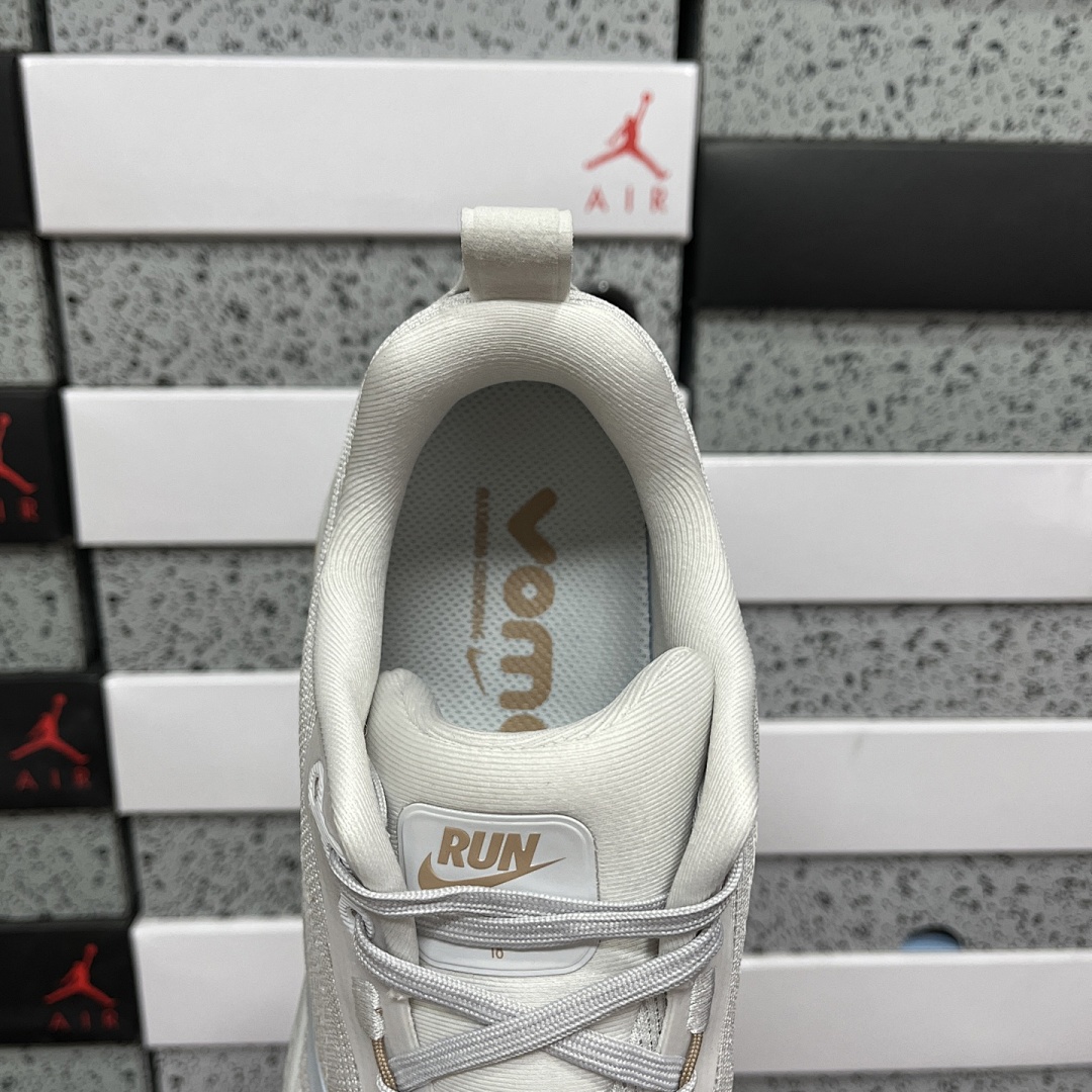 Nike Zoom Vomero - Image 7