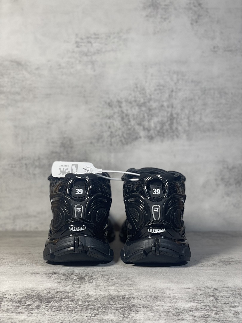 Balenciaga Runner 7.5 - Image 59