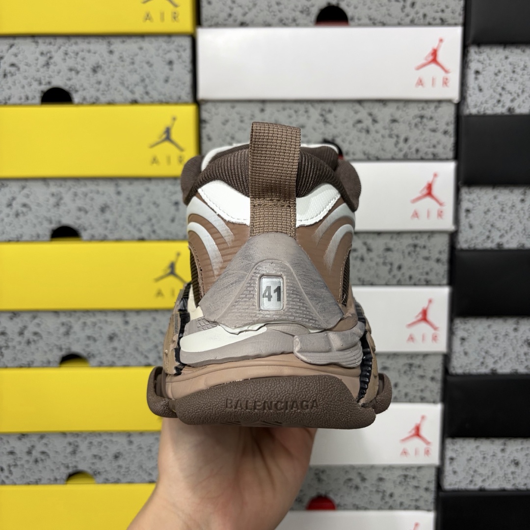 Balenciaga Triple S 2 - Image 5