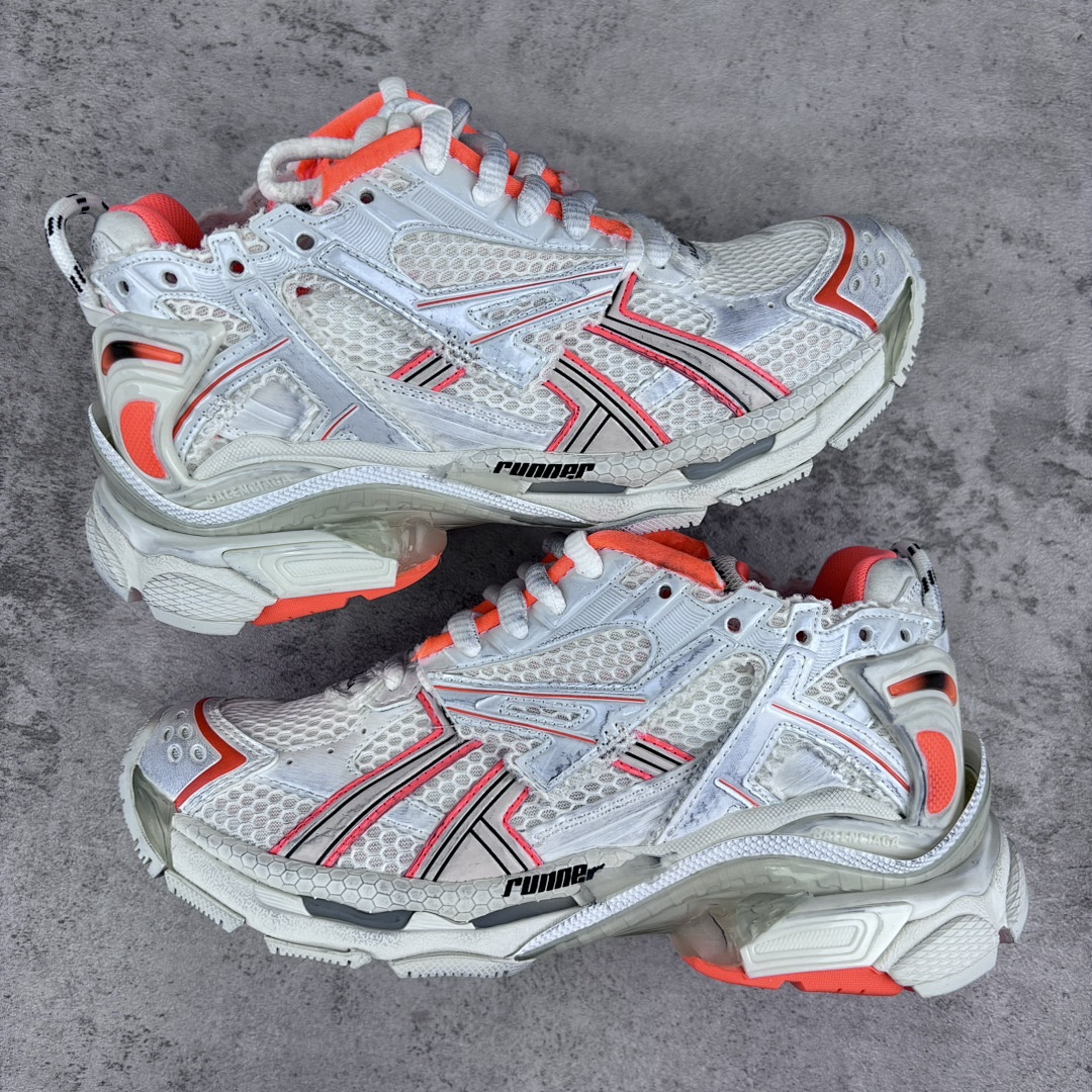 Balenciaga Runner - Image 11