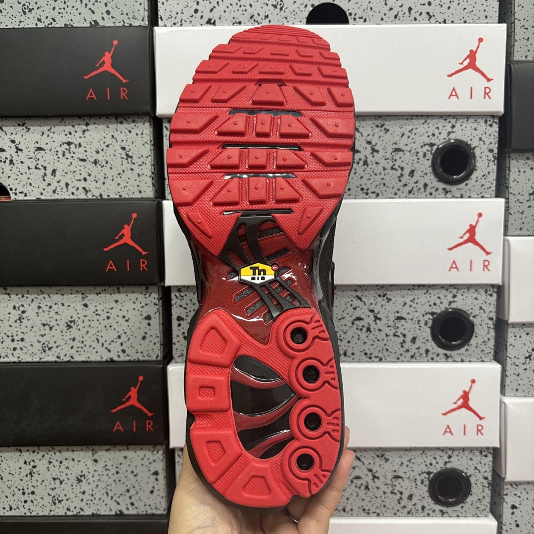 Nike Air Max Plus (Black Red) - Image 5