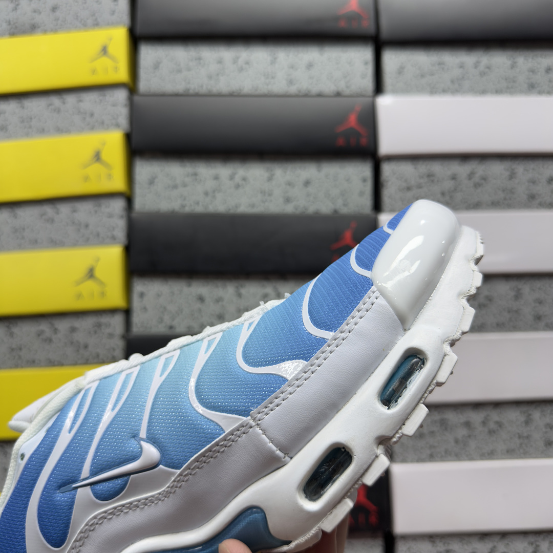 Nike Air Max Plus (Sky Blue) - Image 3