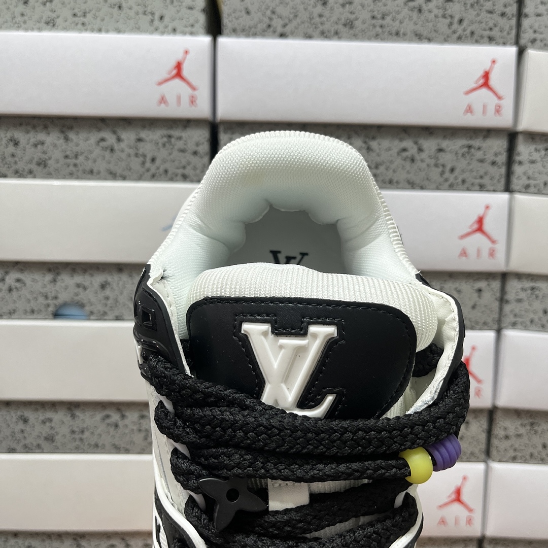 Louis Vuitton Trainer Maxi (White Black) - Image 8