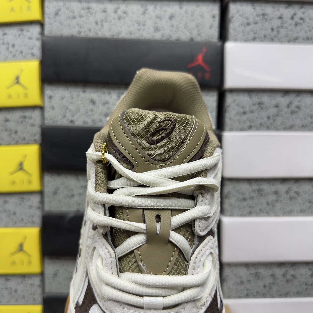 ASICS Gel-NYC Mineral (Beige) - Image 6