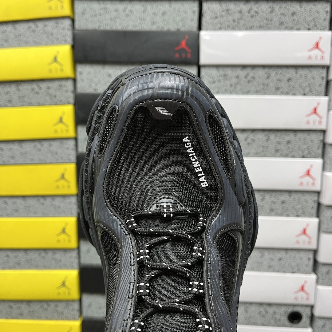 Balenciaga Triple S 2 - Image 5