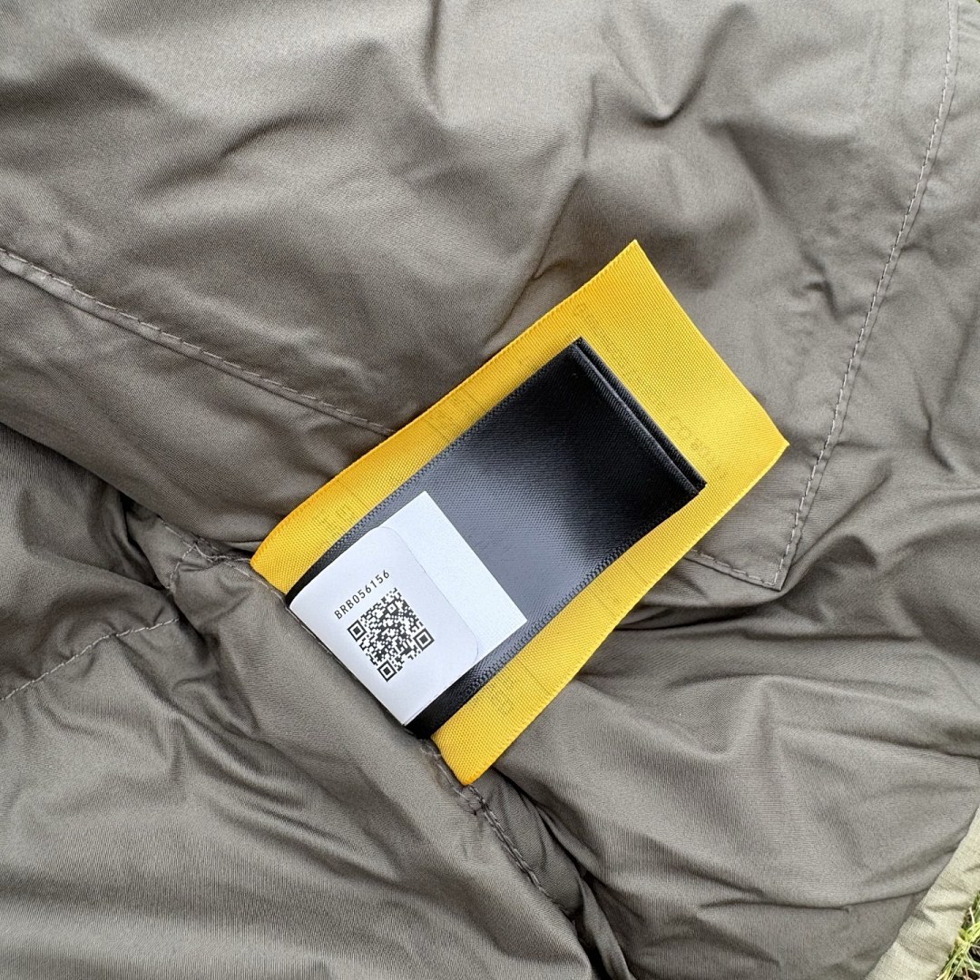 The North Face TNF 1996 Retro Nuptse 700 Fill Packable Jacket - Image 38