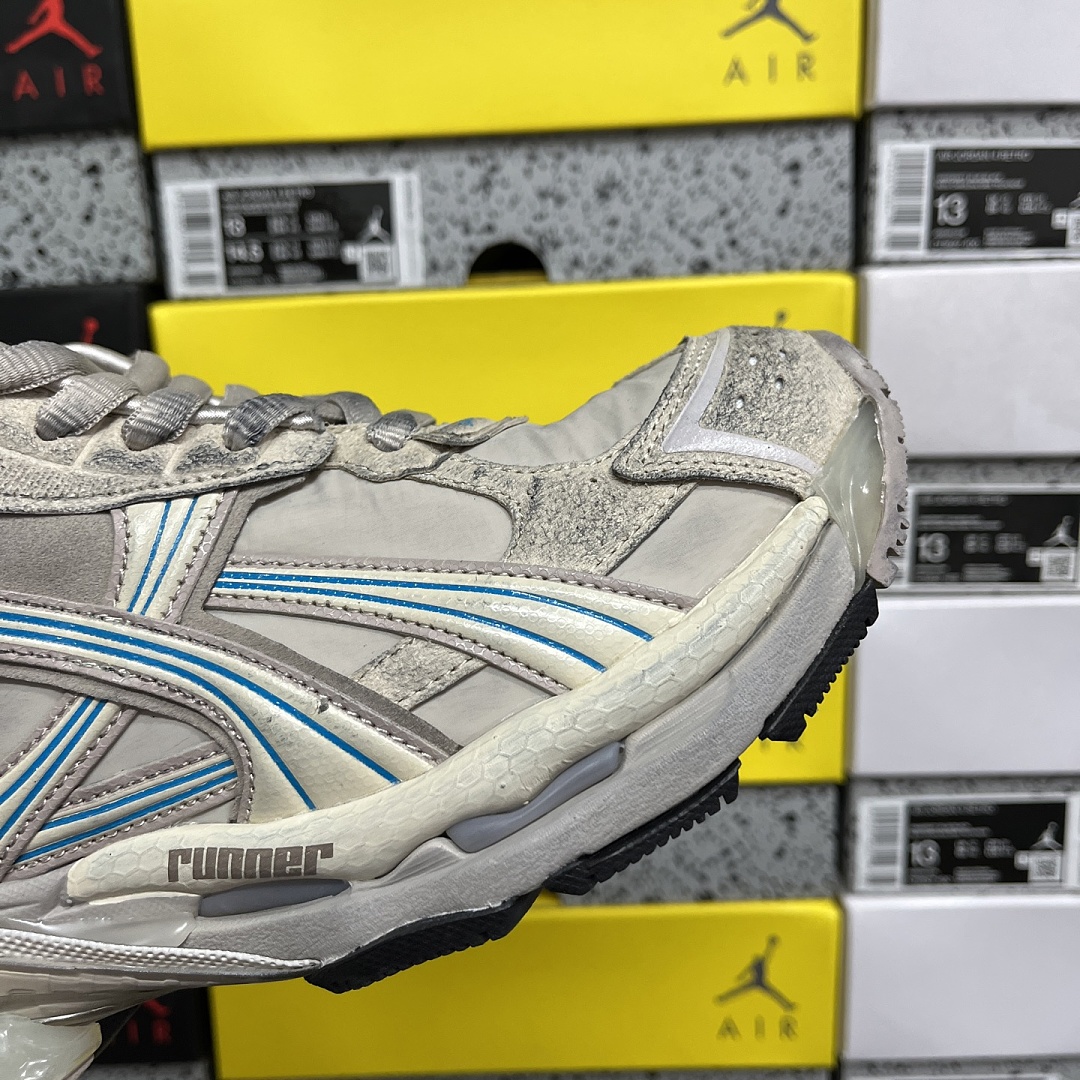 Balenciaga BLCG Runner 7.5 - Image 10