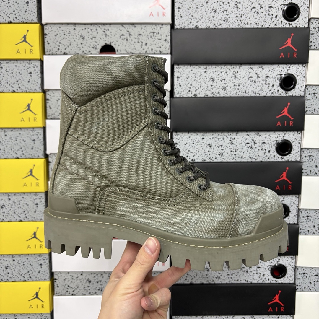 Balenciaga Combat Strike Boot - Image 2