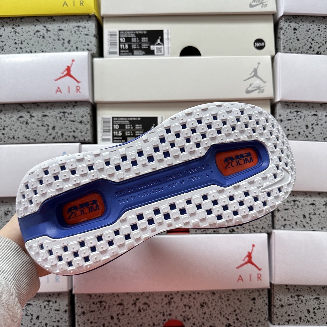 Nike Vomero Premium HQ2050-737 - Image 9