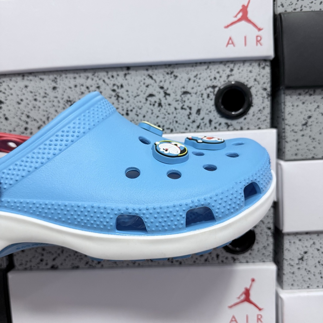 Crocs Classic Clog - Image 2