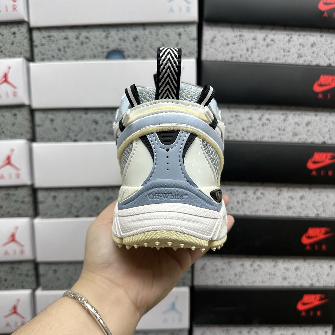 Off-White Be Right Back - Image 7