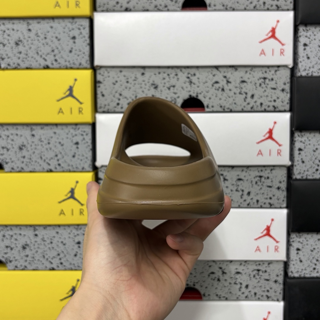 Adidas Yeezy Slide Core Slides - Image 6