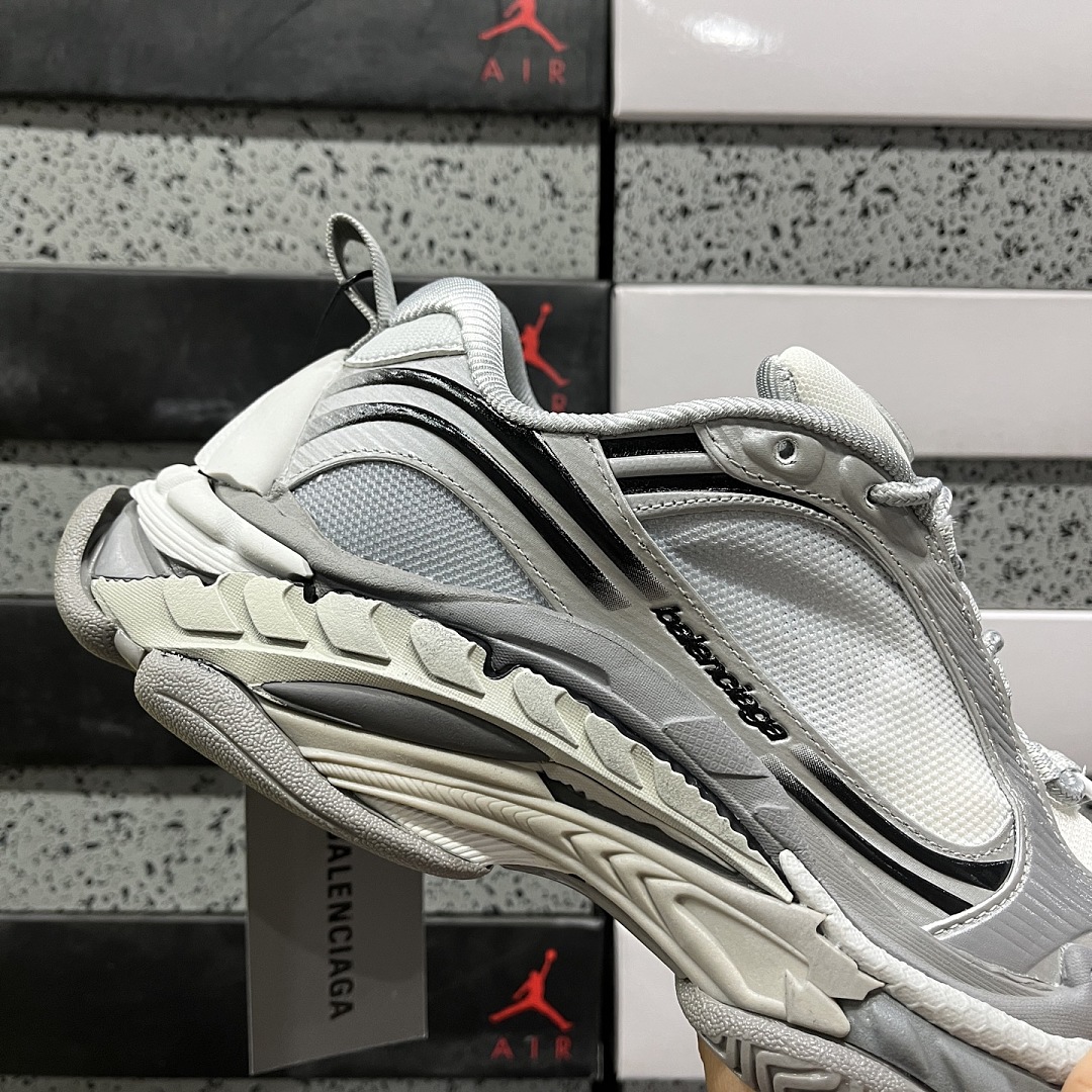 Balenciaga Triple S 2 - Image 8