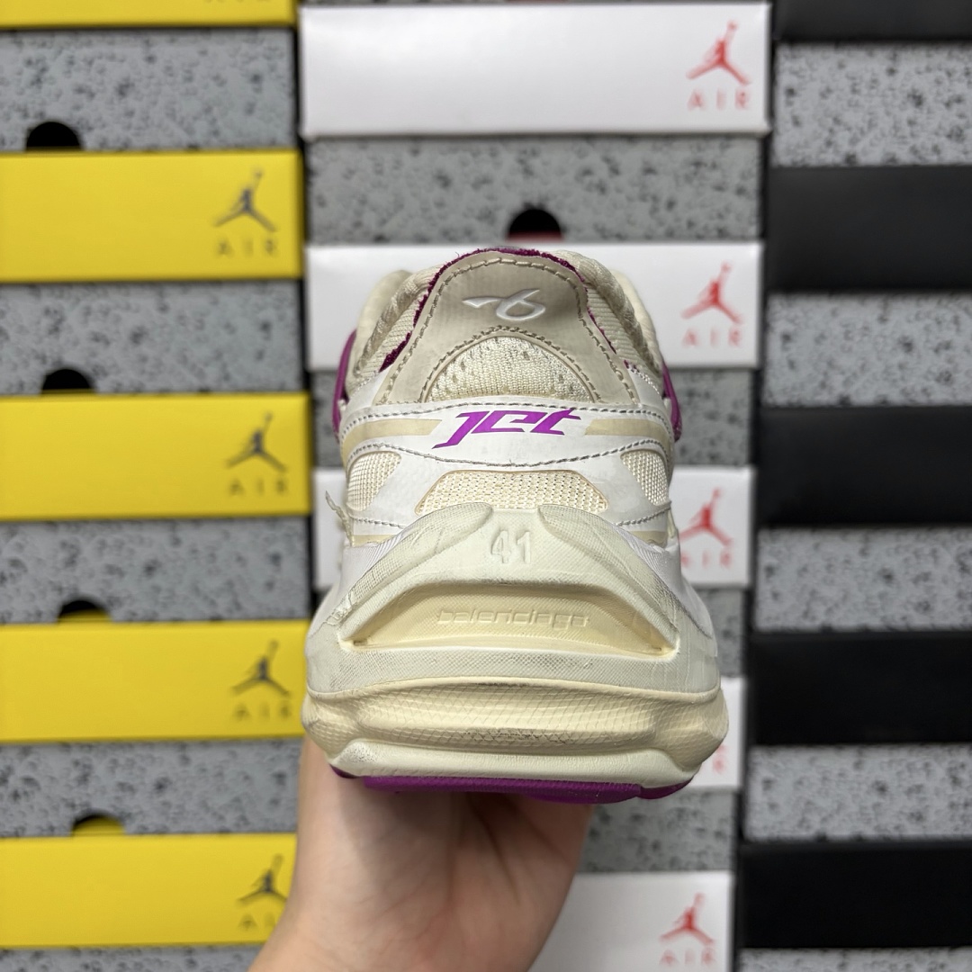 Balenciaga Jet 26 - Image 4