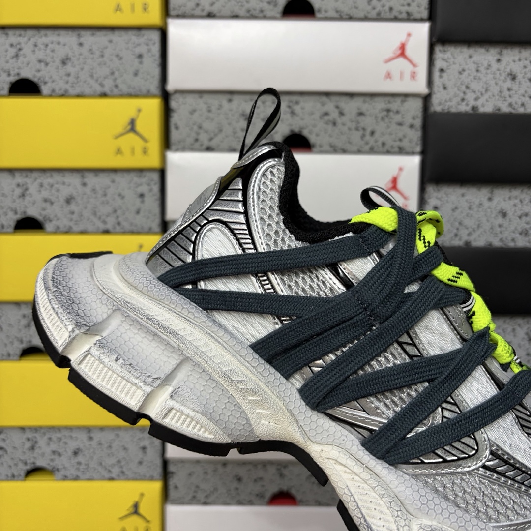 Balenciaga 3Xl - Image 5