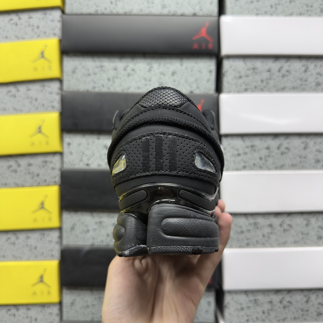 On Running Ozweego 3 Raf Simons - Image 7
