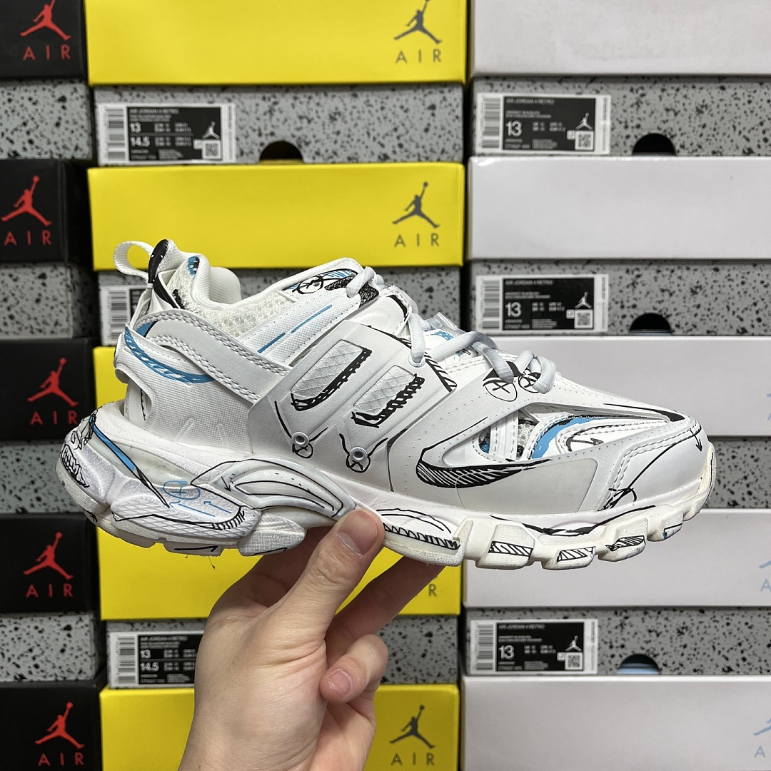 Balenciaga BLCG Track 3.0 - Image 10