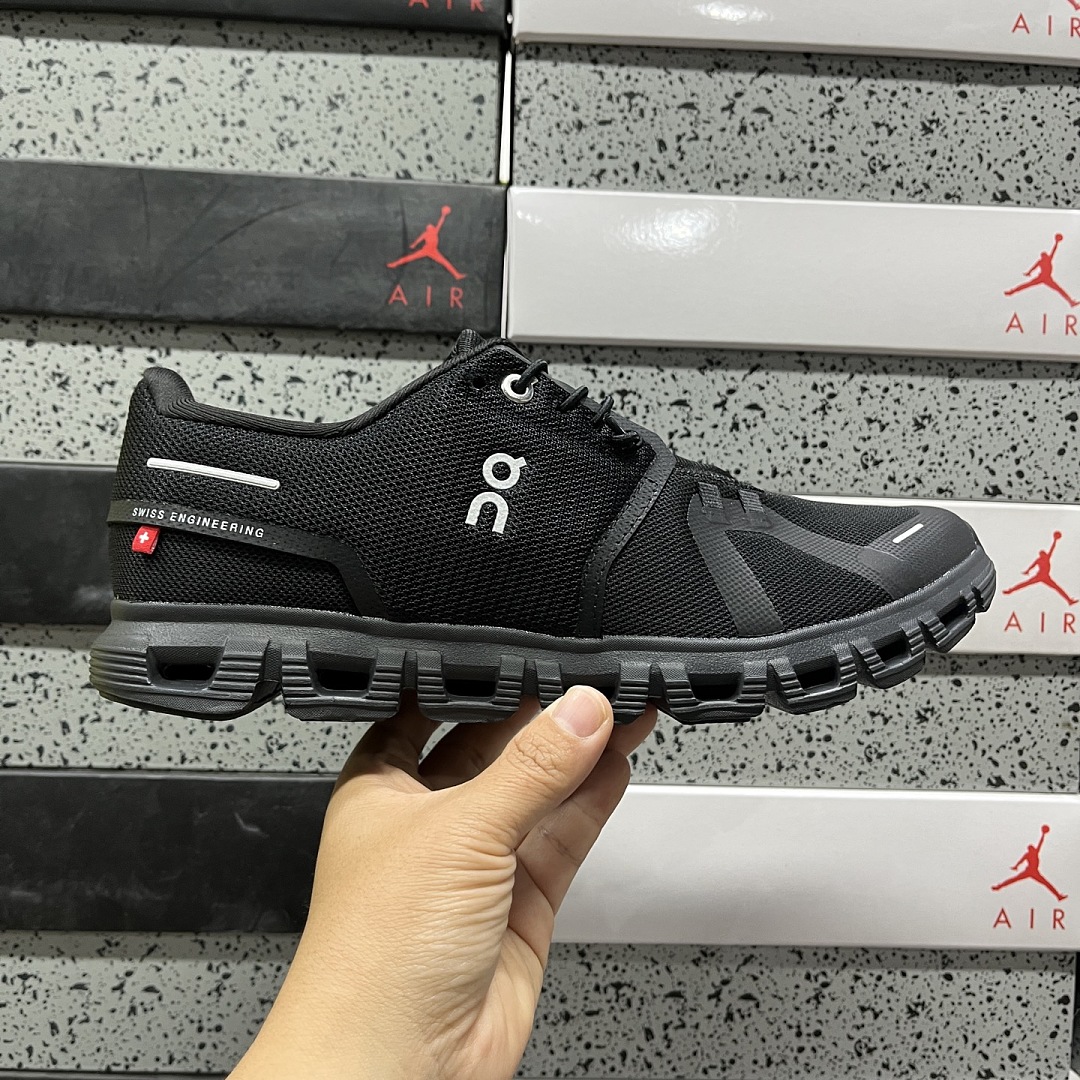 On Running Running Cloud 6 All Black 3MF10071043 - Image 4