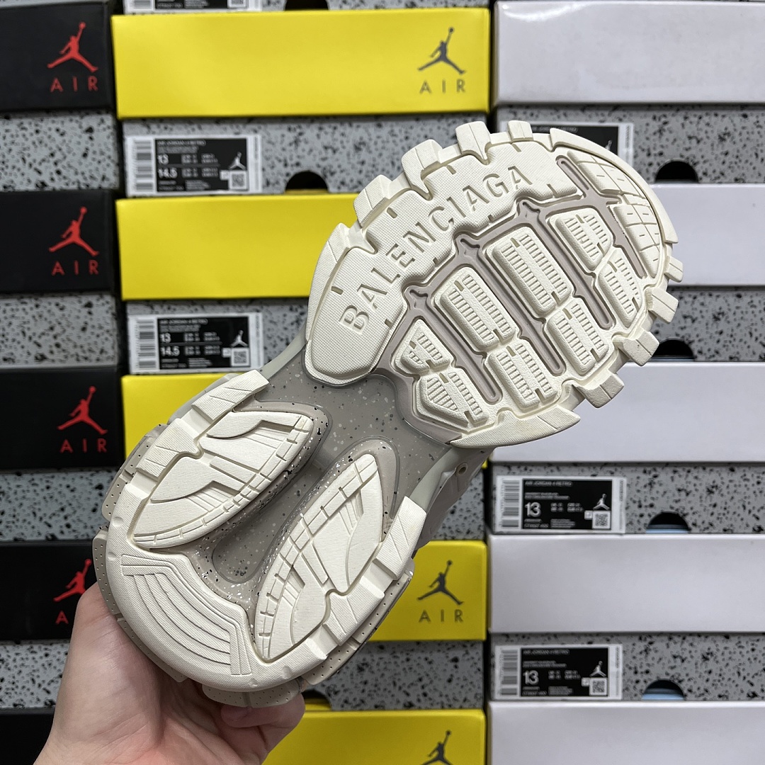 Balenciaga BLCG Track 3.0 - Image 7