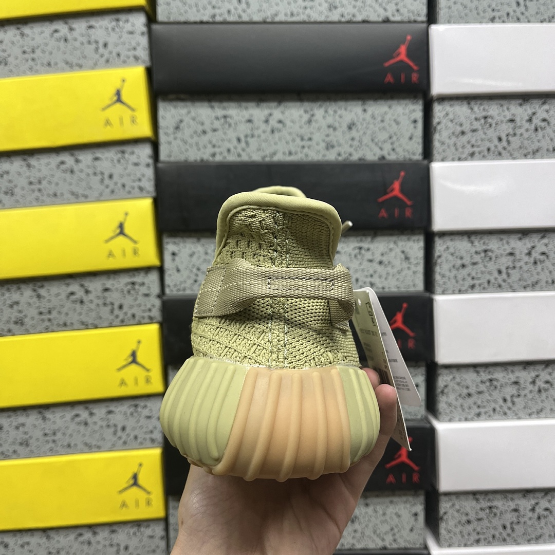 Adidas Yeezy Boost 350 V2 - Image 8