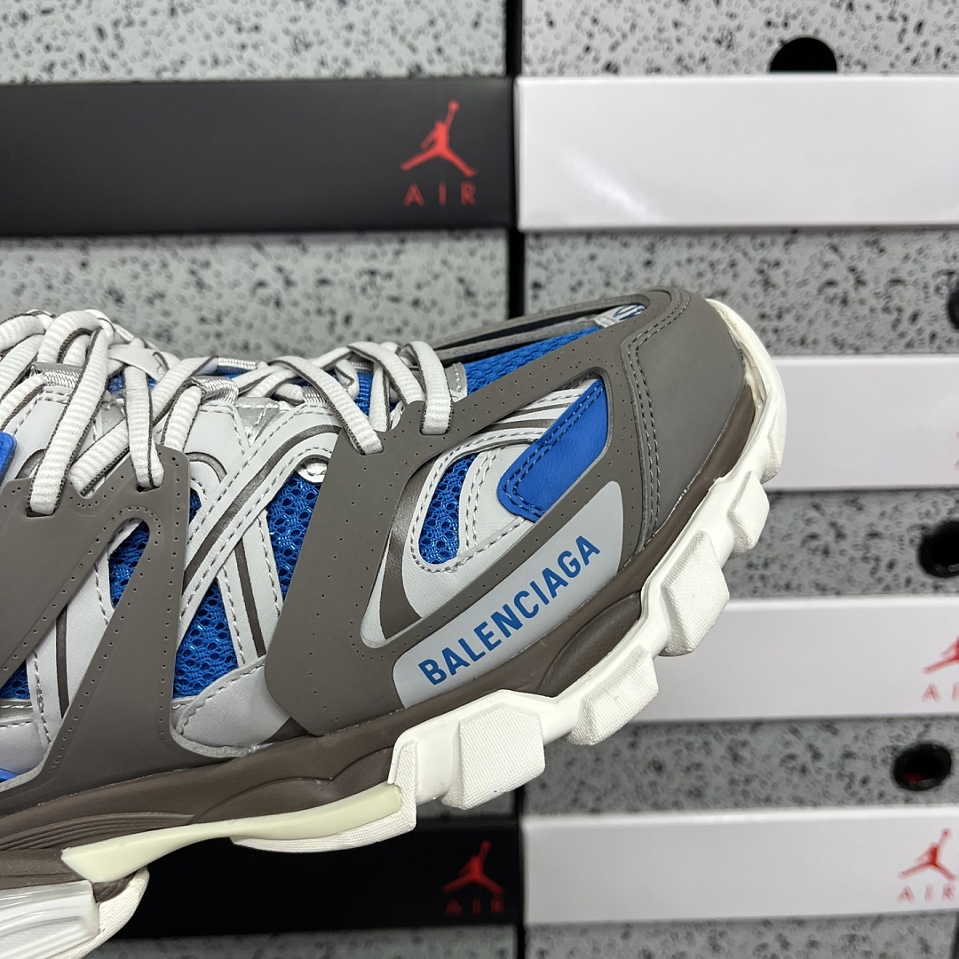 Balenciaga Track - Image 4
