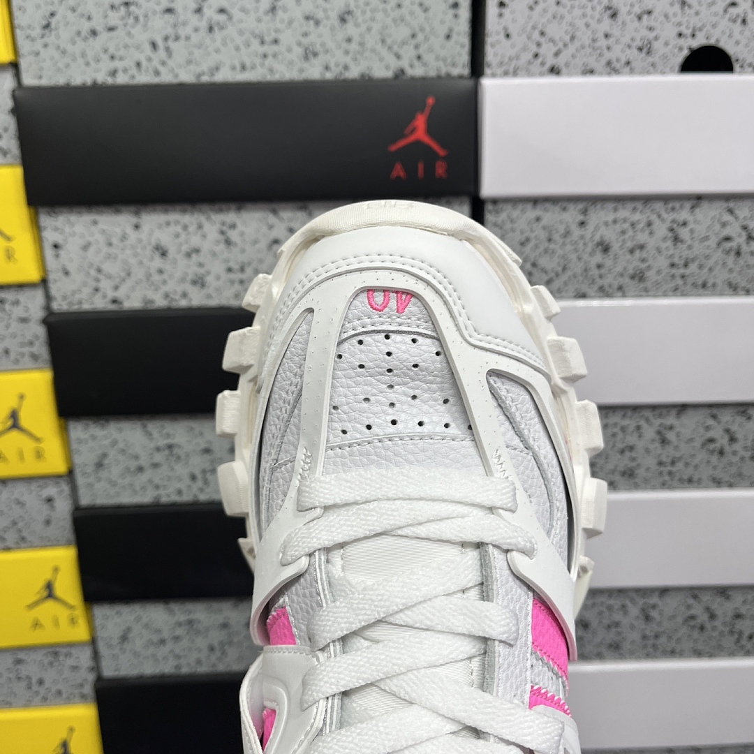 Balenciaga Track - Image 9