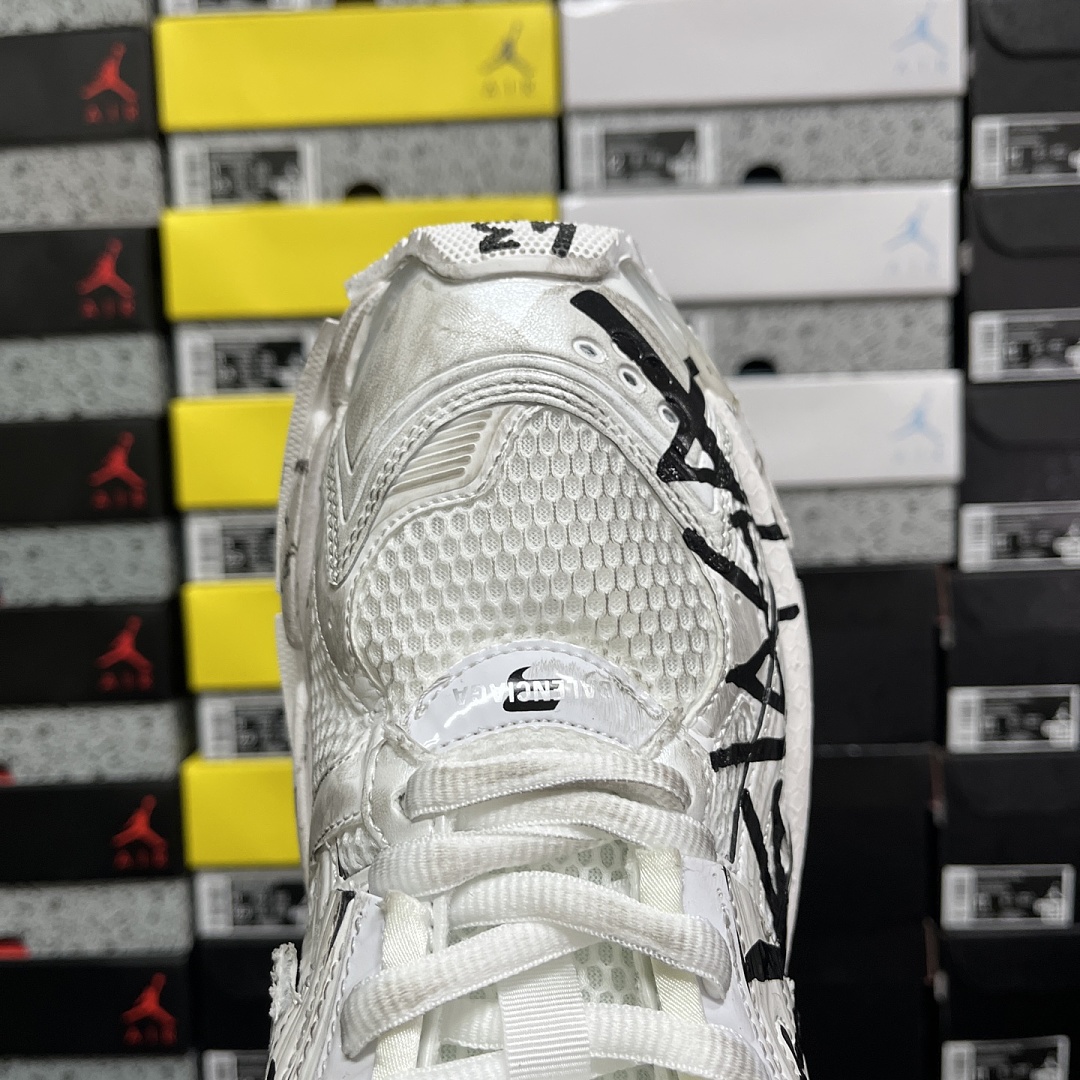 Balenciaga BLCG Runner 7.0 A9 9008 - Image 9