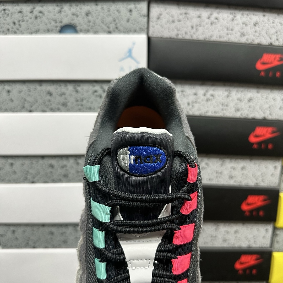 Nike Air Max 95 OG Big Bubble Greedy - Image 10