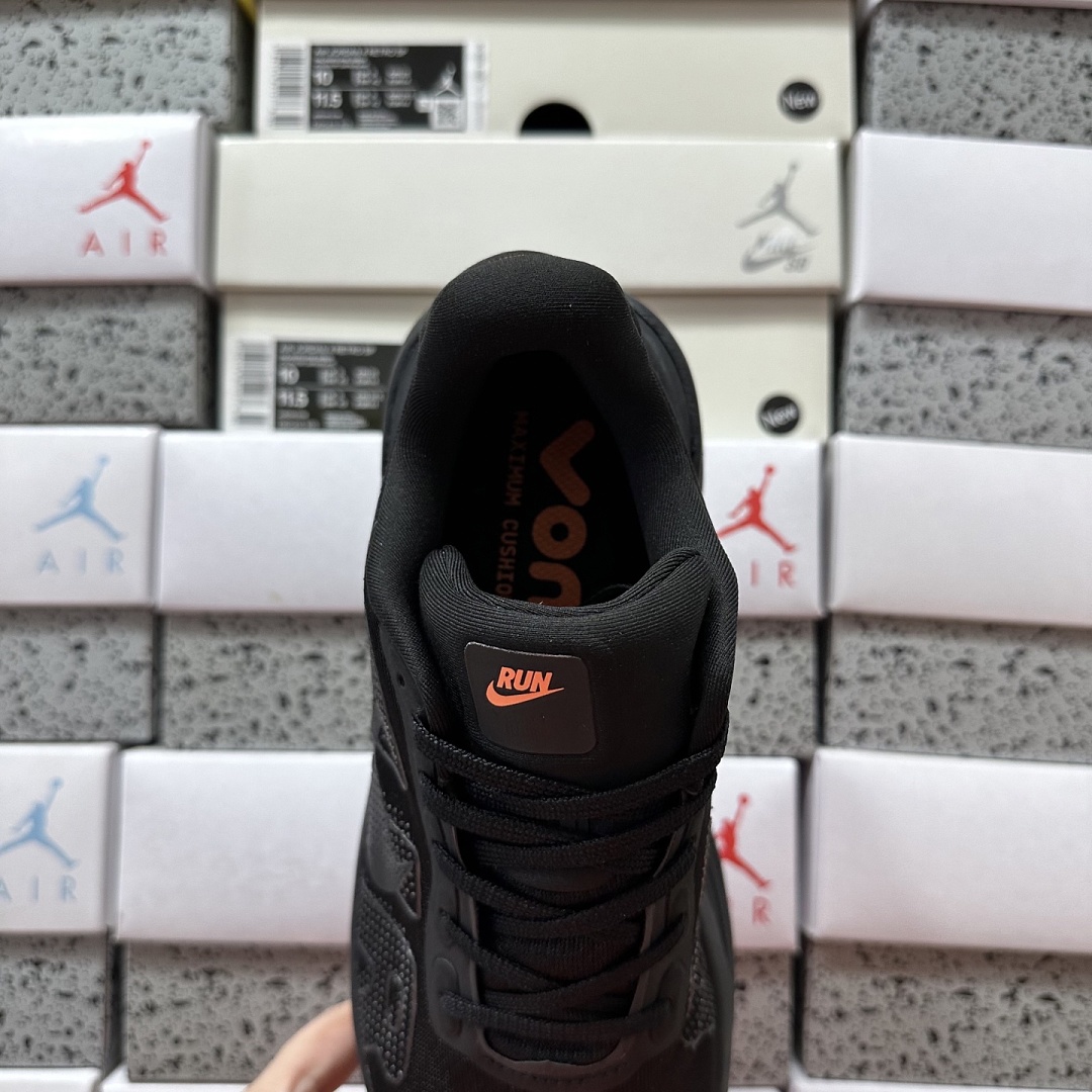 Nike Vomero Premium HQ2050-622 - Image 4