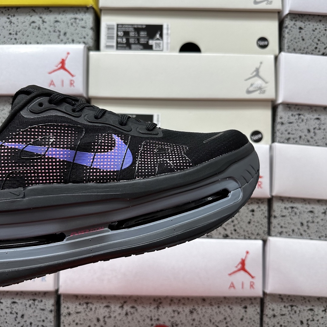 Nike Vomero Premium HQ2050-002 - Image 4
