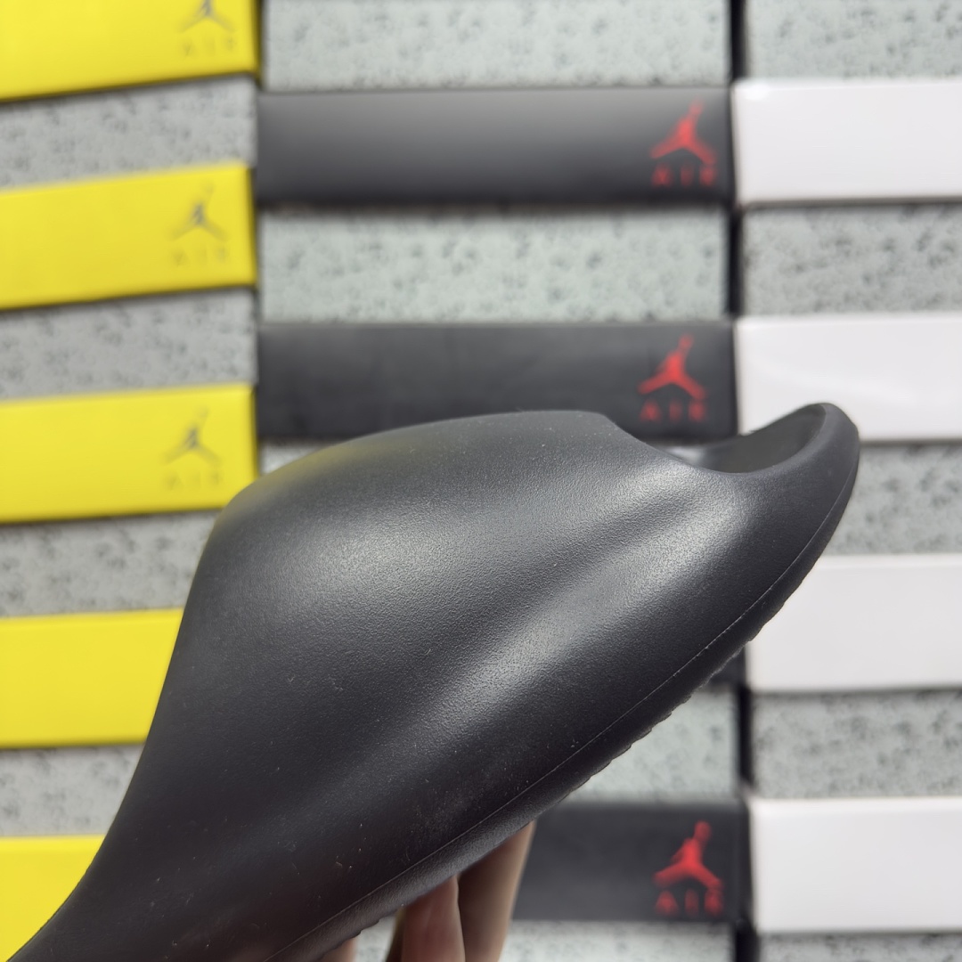 Adidas YOO Black (Surface) - Image 2