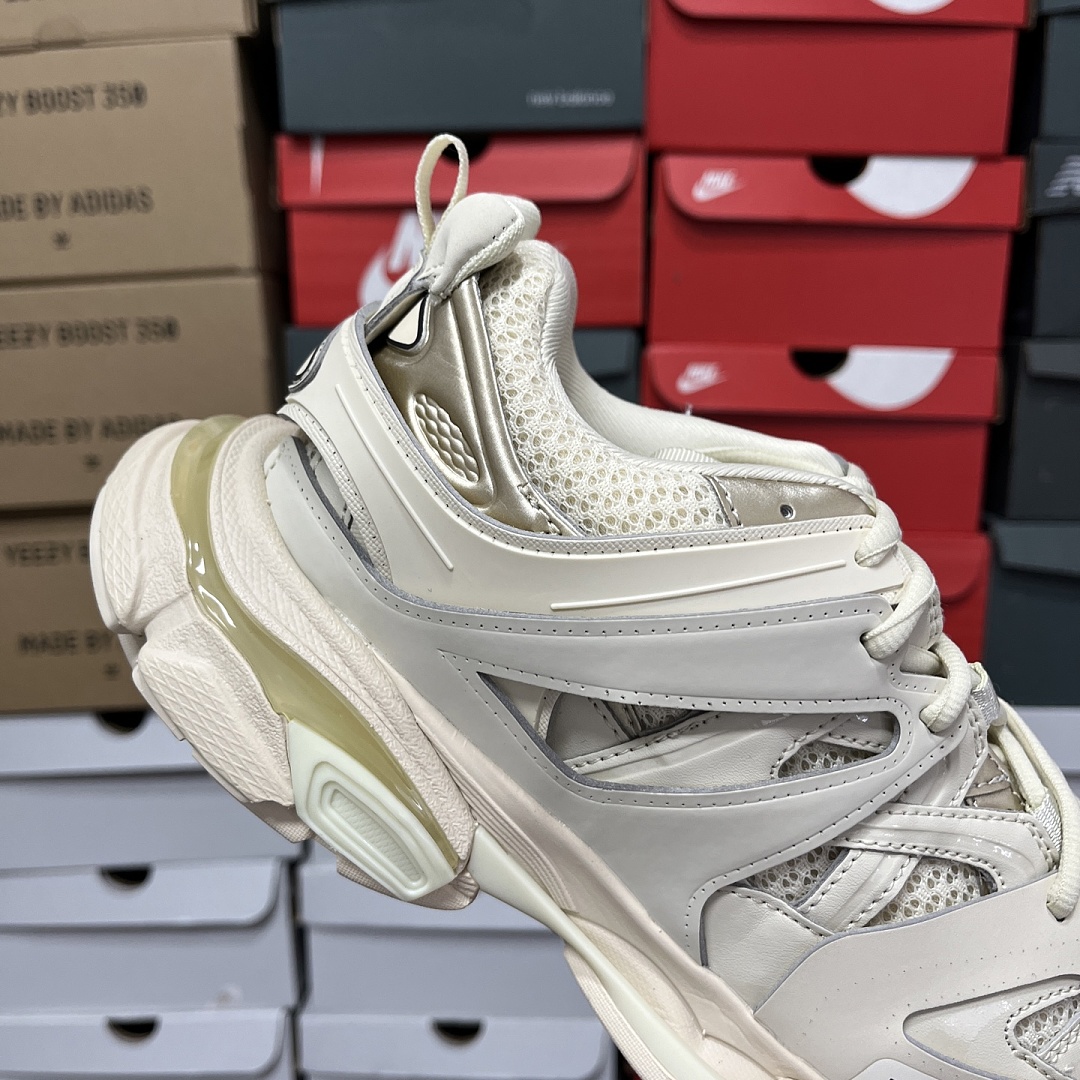 Balenciaga BLCG Track - Image 4