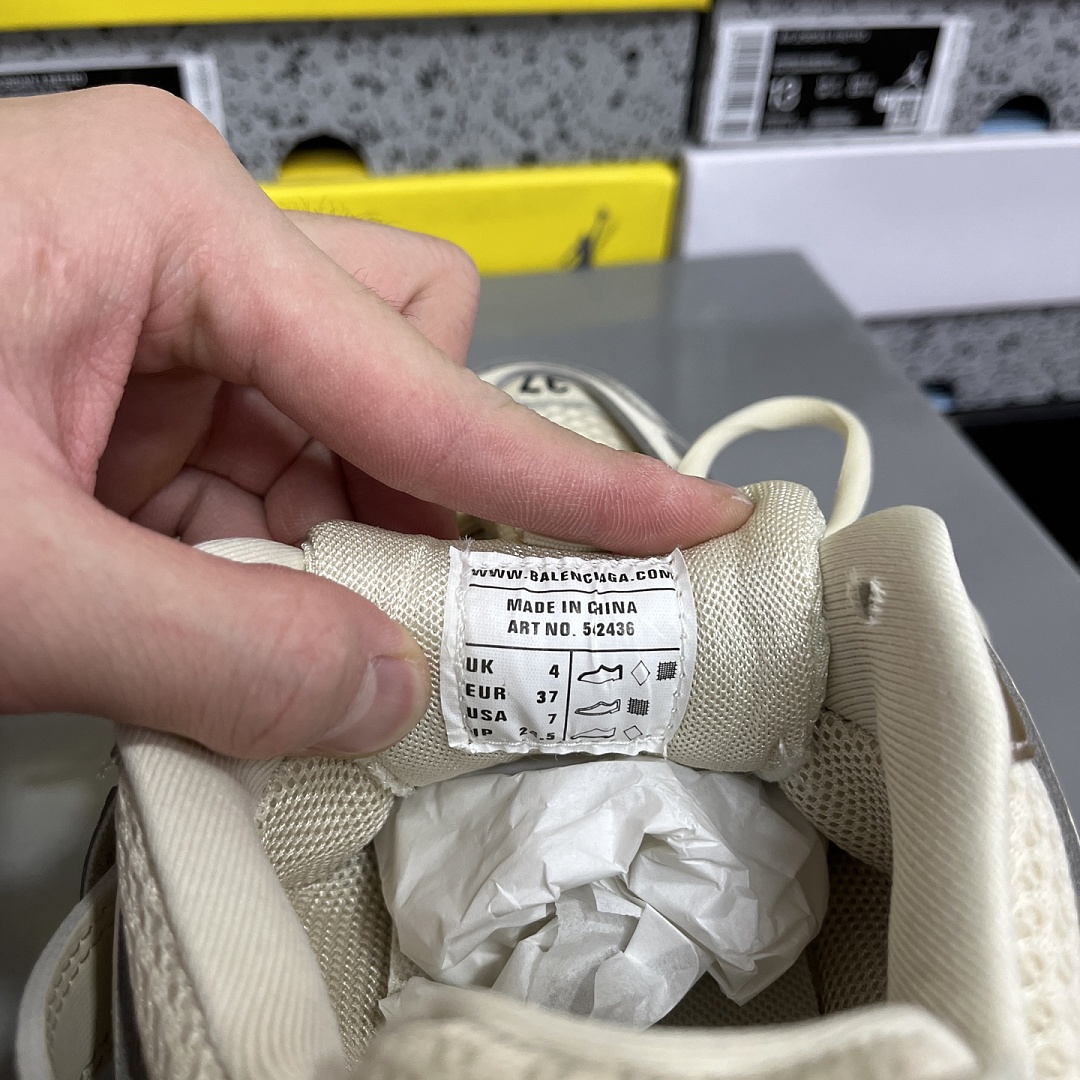 Balenciaga BLCG Track 3.0 - Image 7