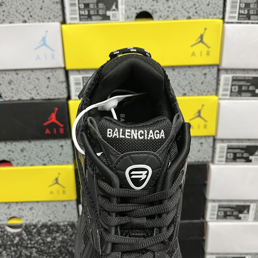 Balenciaga BLCG Runner 7.0 - Image 6