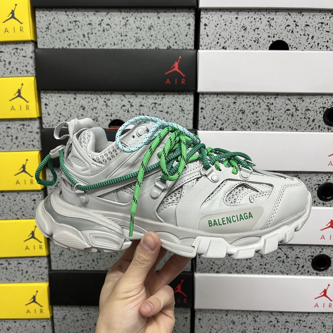 Balenciaga BLCG Track 3.0 - Image 2